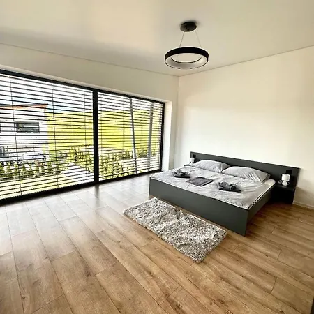 Apartment Luxury Maly Slavkov