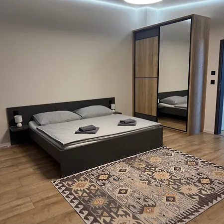Luxury * Kisszalók